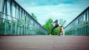 对阵中国男篮爆砍32分！关岛38岁老将身份曝光，出生美国，5年前已退